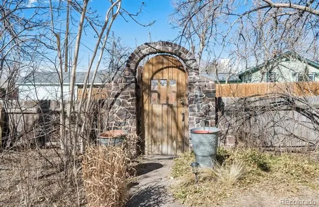 4047 Madison Street, Denver