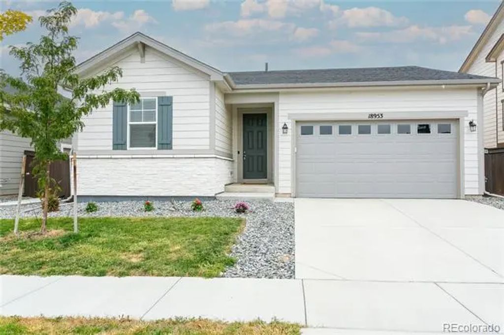 18953 E 97th Avenue, Commerce City