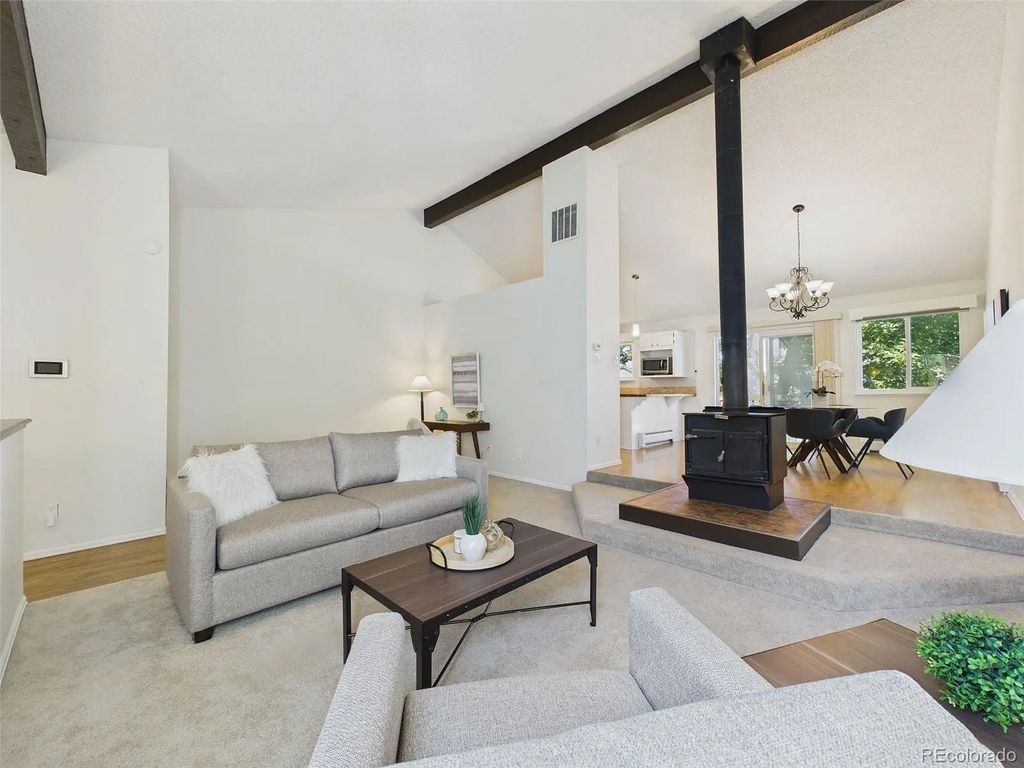 2901 W Davies Avenue, Littleton