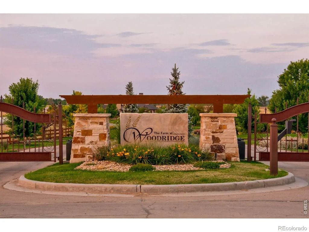 12924 Woodridge Drive, Longmont