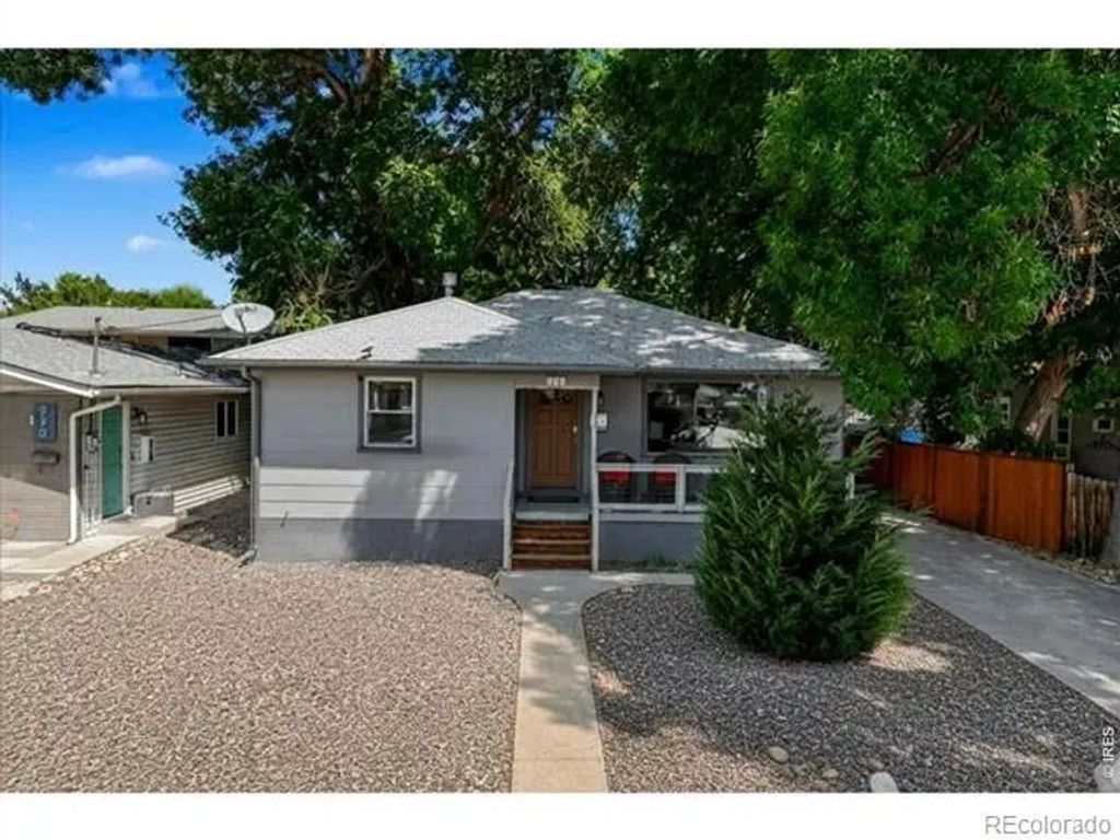 853 E 7th Street, Loveland