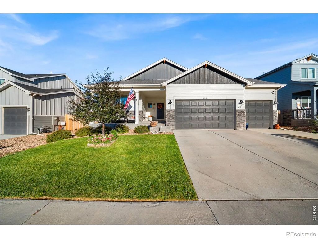 1510 S Sunfield Drive, Milliken