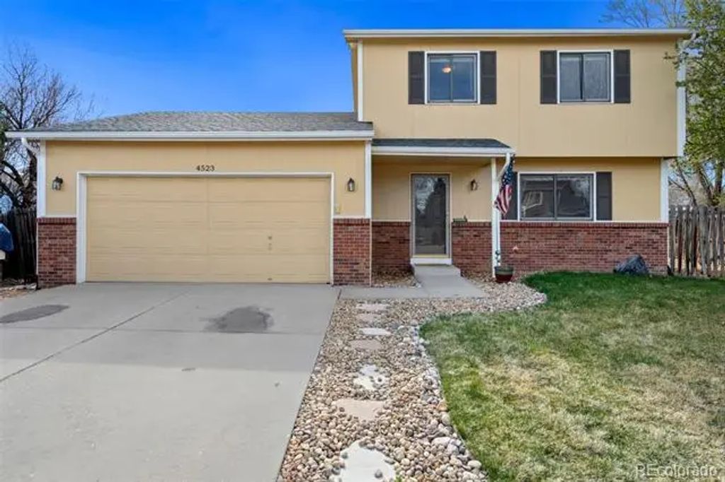 4523 Woodland Court, Fort Collins