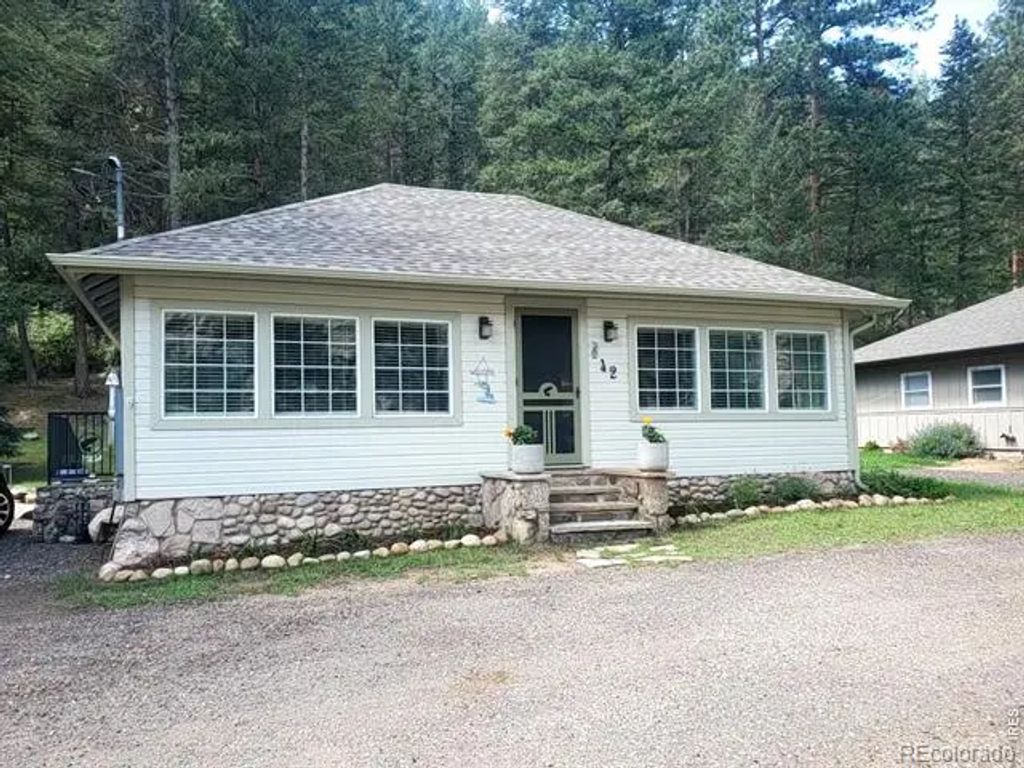 42 Big Pine Lane, Drake
