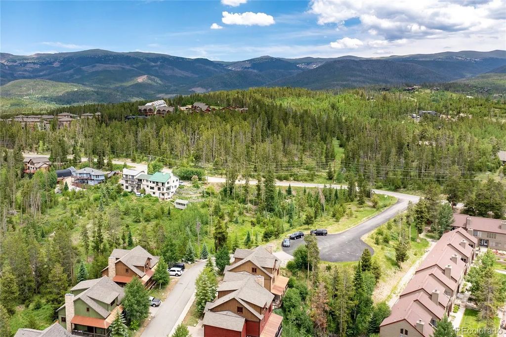 16 County Rd 8343/elk Court, Fraser