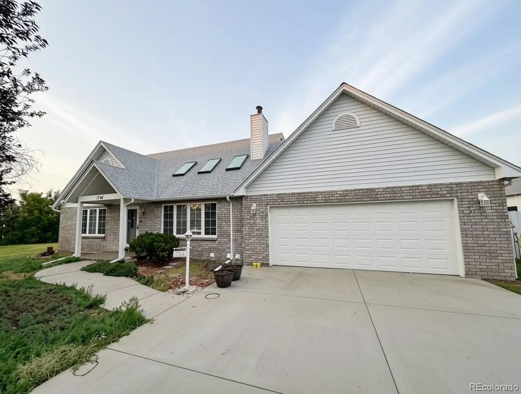 1764 Longbranch Street, Strasburg