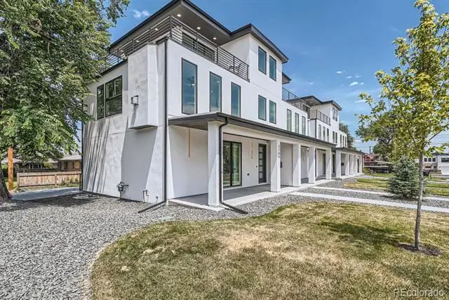 3705 E 27th Avenue, Denver