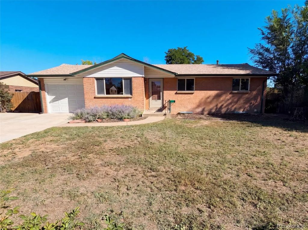 12129 E Exposition Drive, Aurora