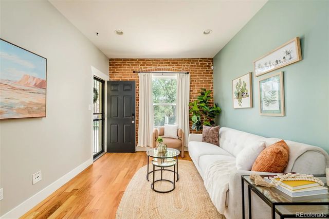 916 E 26th Avenue, Denver