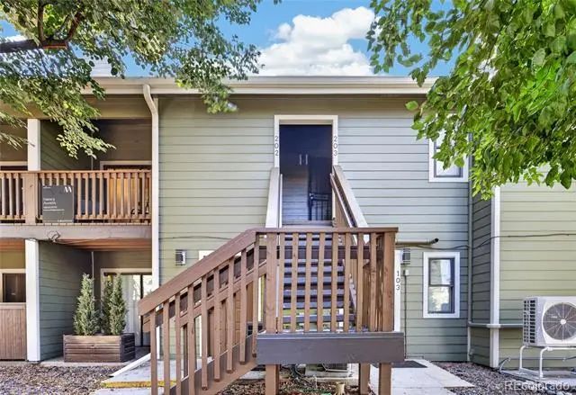 540 S Forest Street 4-202, Denver
