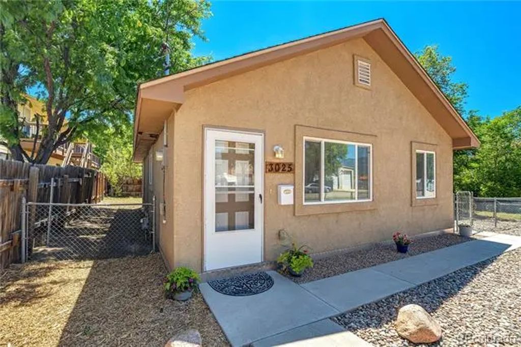 3025 Grandview Street, Colorado Springs