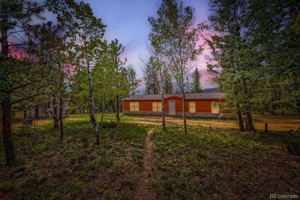 580 Forest Drive, Bailey