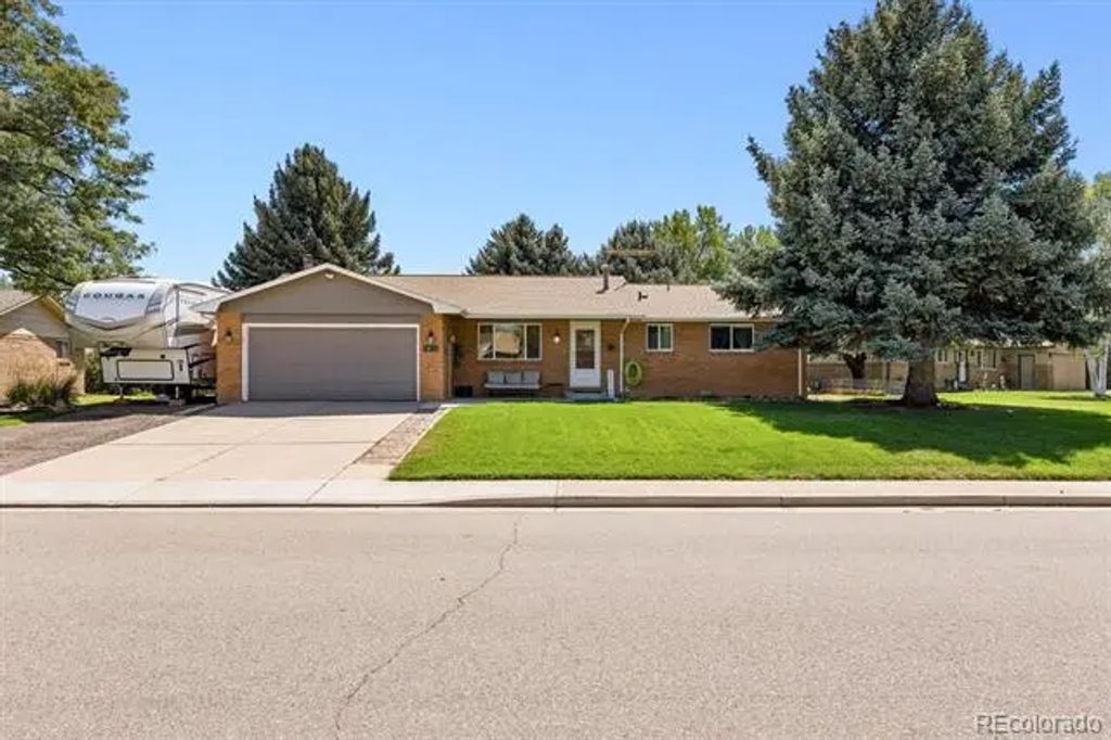 3632 Catalpa Court, Loveland