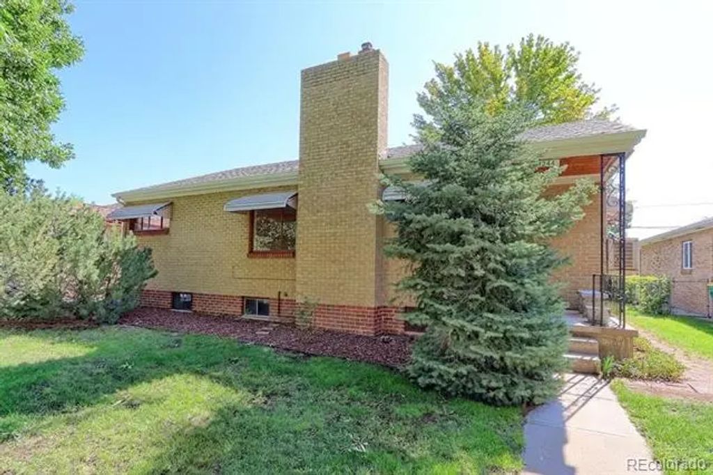 4344 S Acoma Street, Englewood