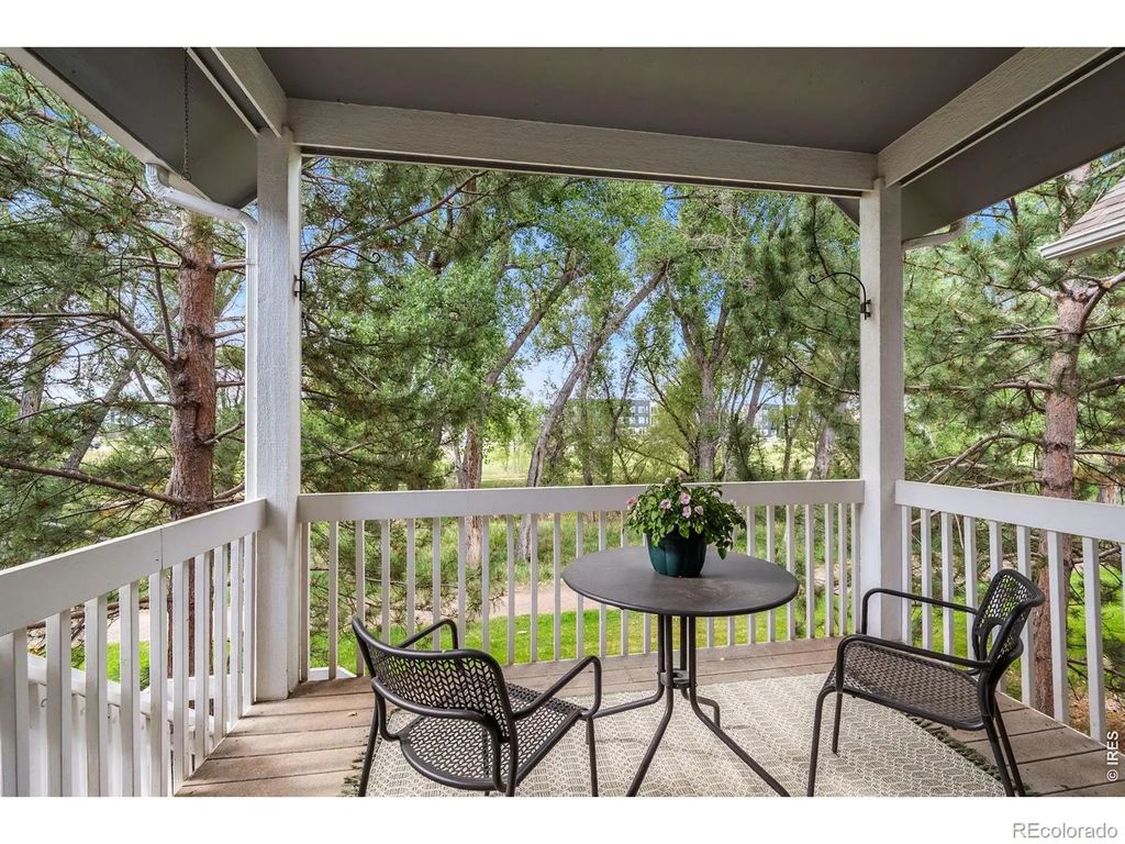 2215 Watersong Circle, Longmont