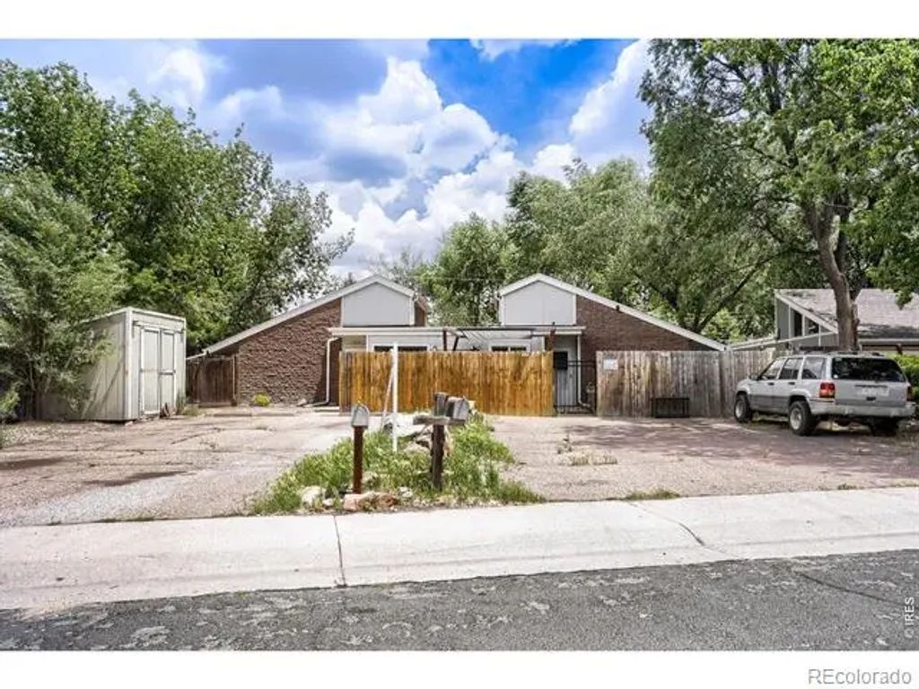 308 25th Ave Ct, Greeley