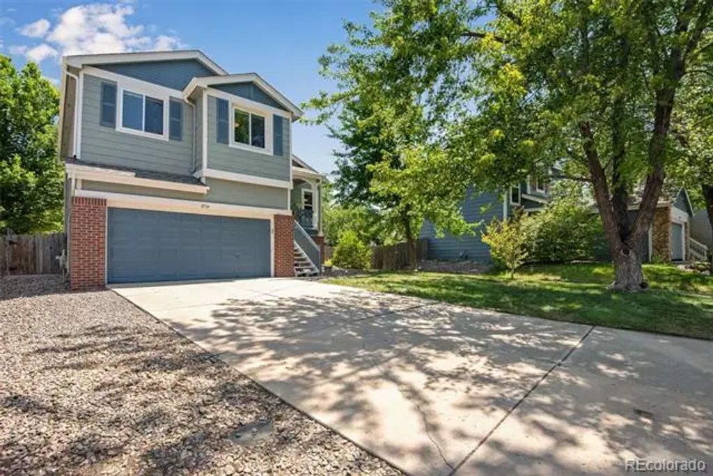 11734 Elizabeth Circle, Thornton
