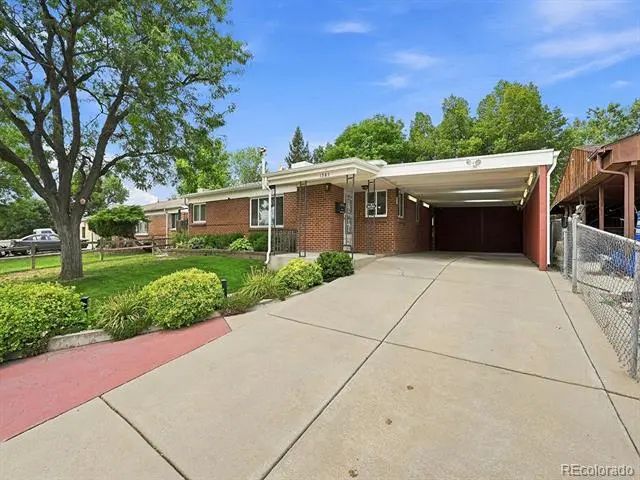 1385 S Shoshone Street, Denver