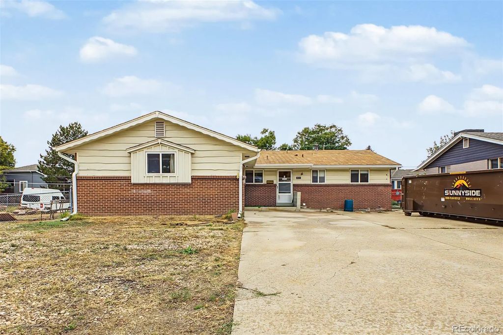8111 Chase Drive, Arvada