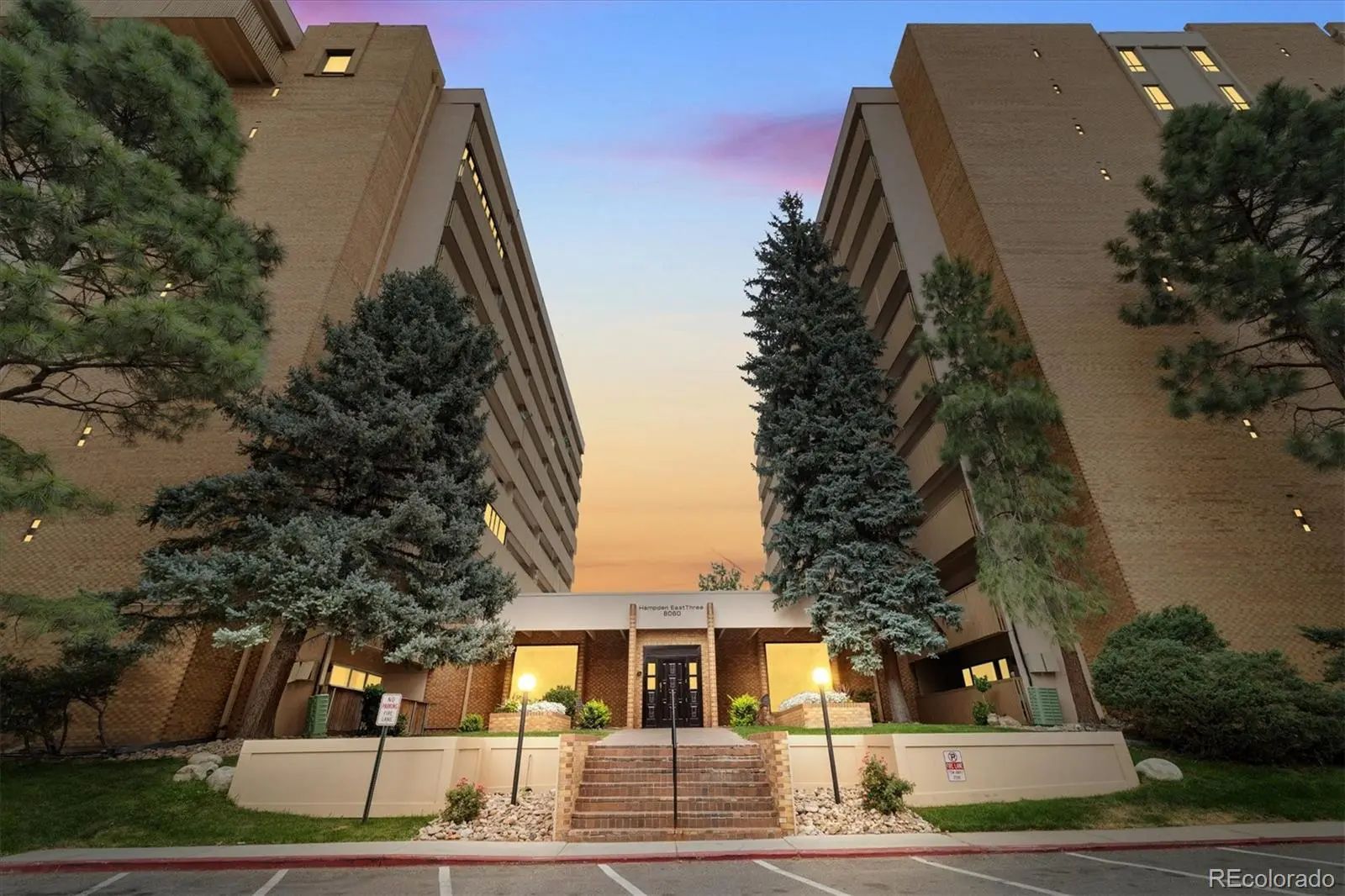 Residential Real Estate for Sale at 8060 E Girard Avenue 614 in the city of Denver by MLS #3938349
