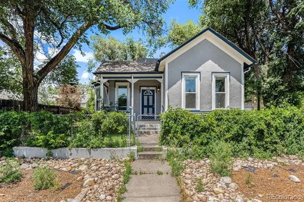 1914 E Monument Street, Colorado Springs
