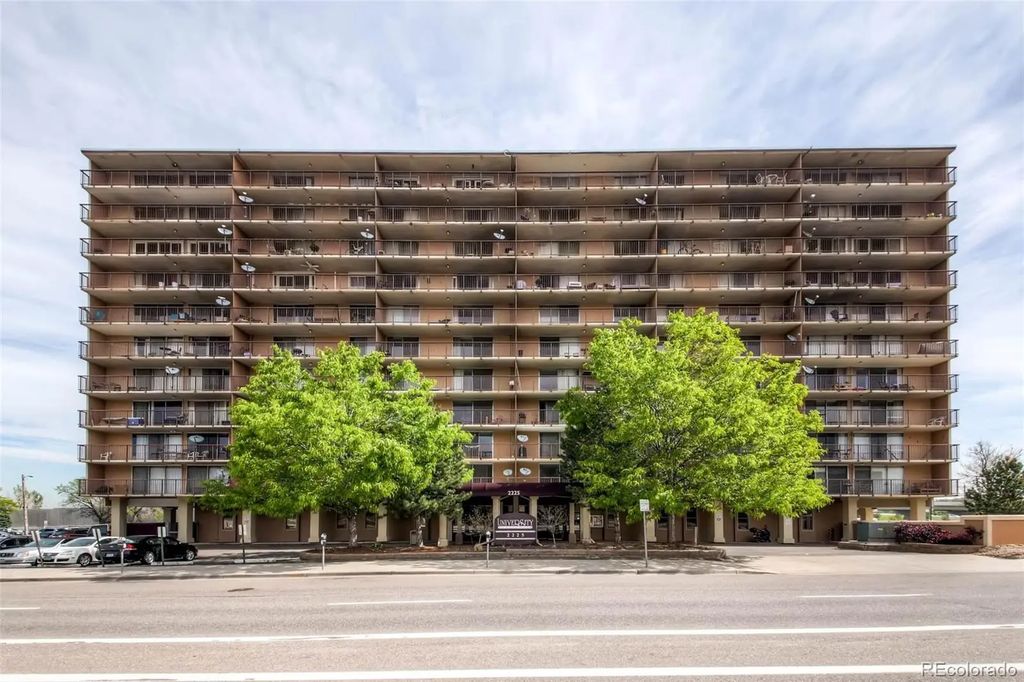 2225 Buchtel Boulevard 305, Denver