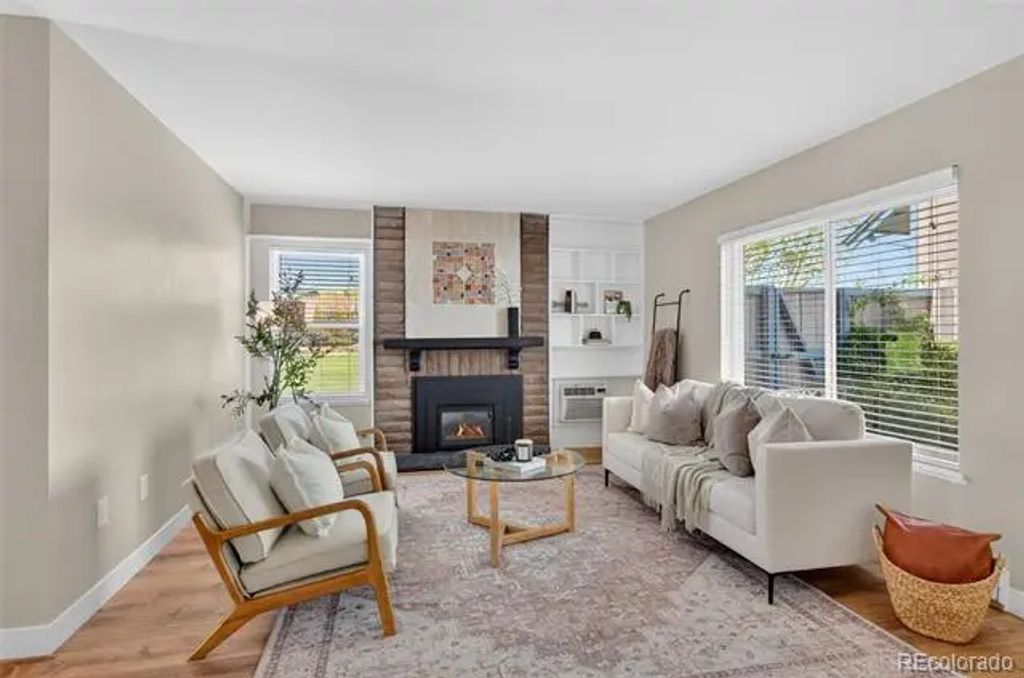 2419 S Worchester Court A, Aurora