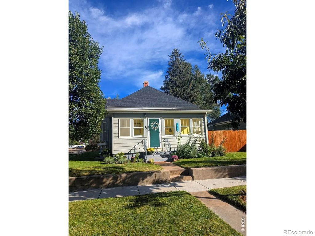 230 Elm Street, Windsor