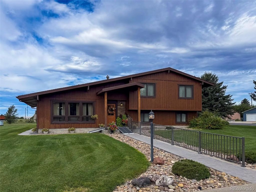 255 W 7th Street, Cheyenne Wells