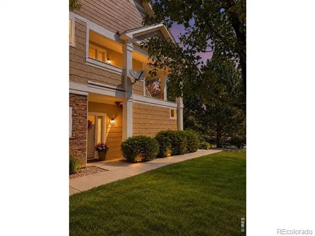 4715 Hahns Peak Drive 103, Loveland