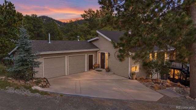 11668 Crescent Park Circle, Golden