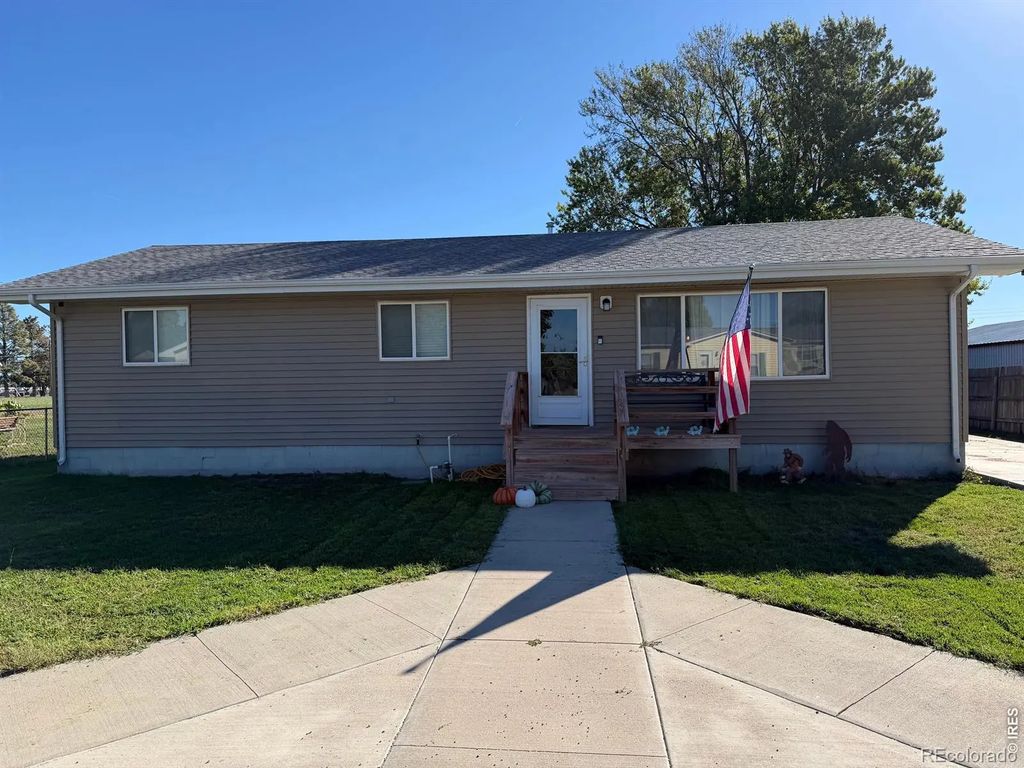 970 N 13th Street, Burlington