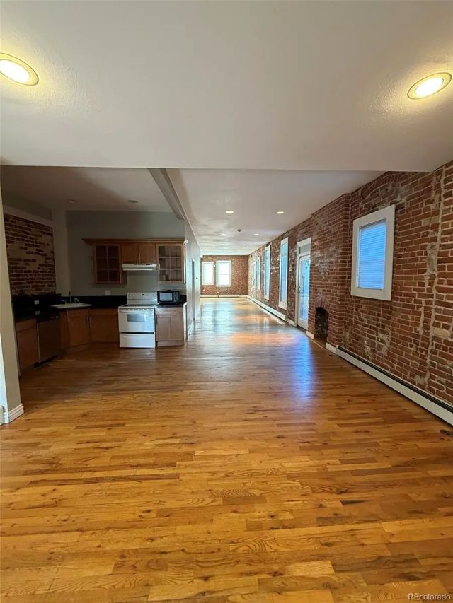 2557 N Clarkson Street, Denver