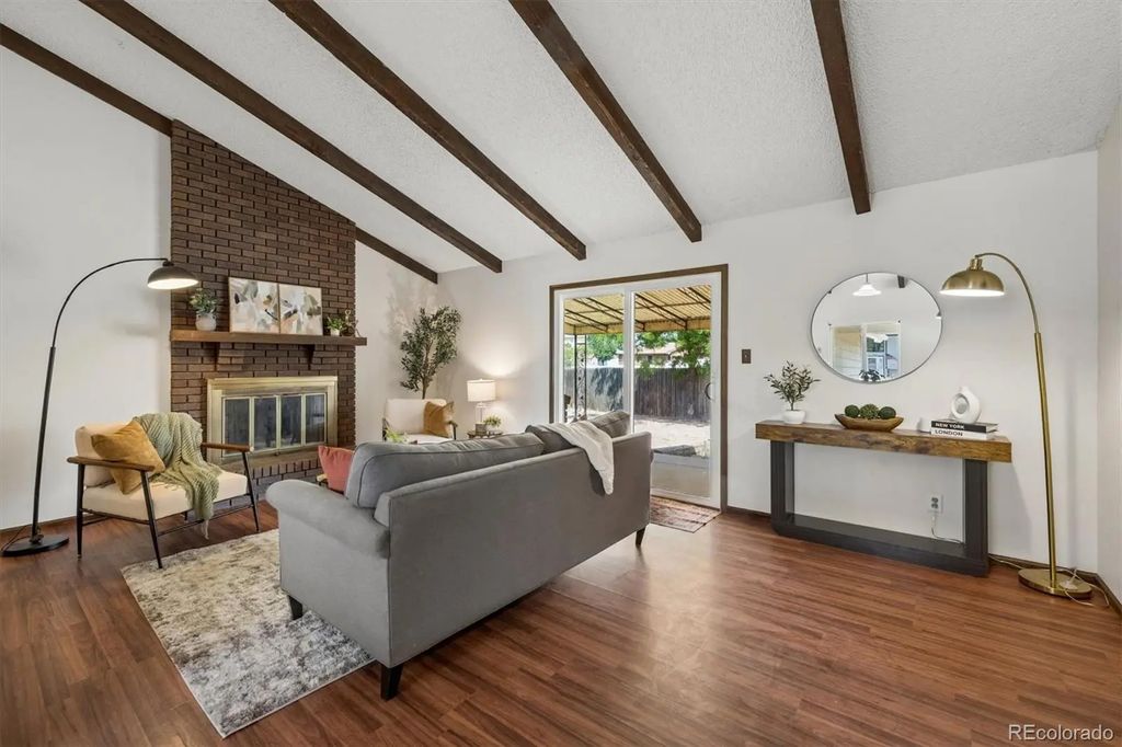 834 S 13th Avenue, Brighton