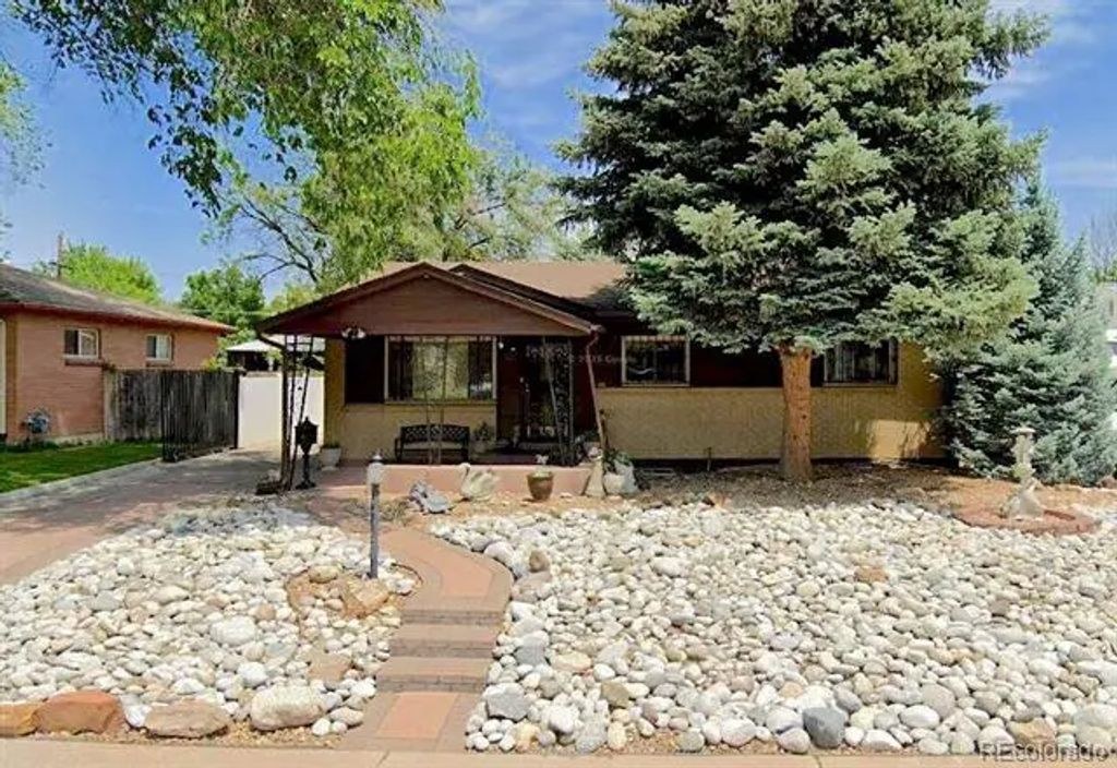 3180 S Utica Street, Denver