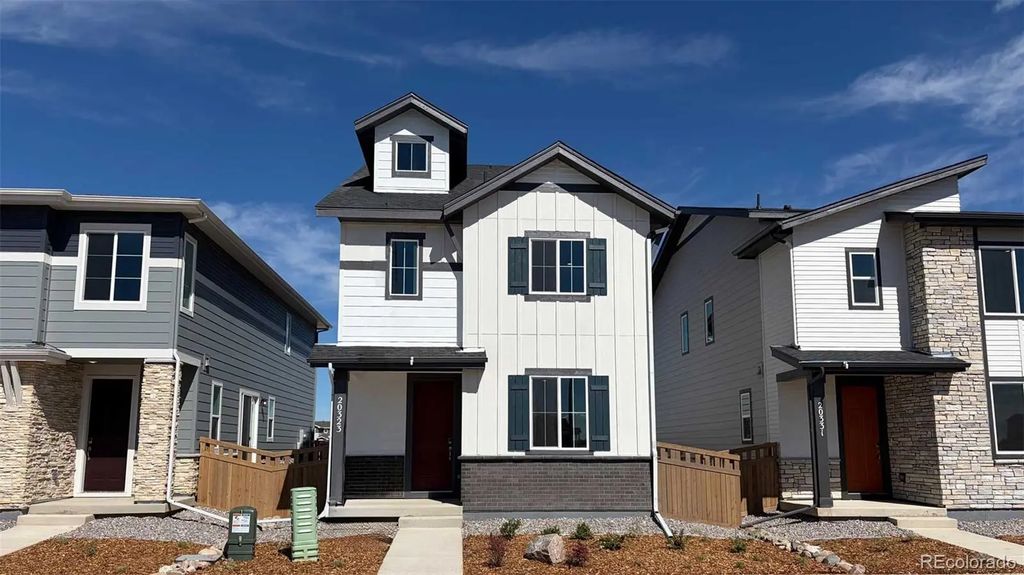 20323 E 57th Avenue, Aurora