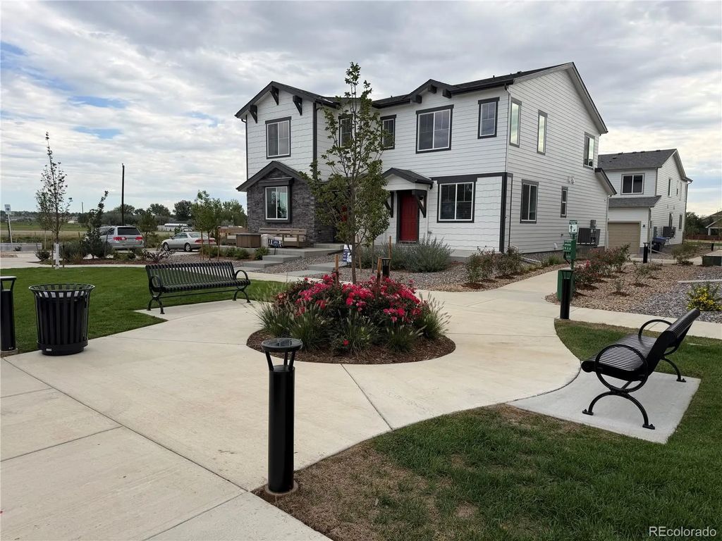1480 Coral Place, Longmont