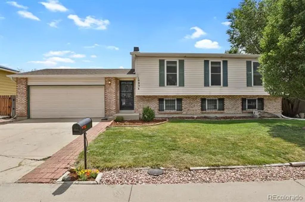 10934 Birch Drive, Thornton