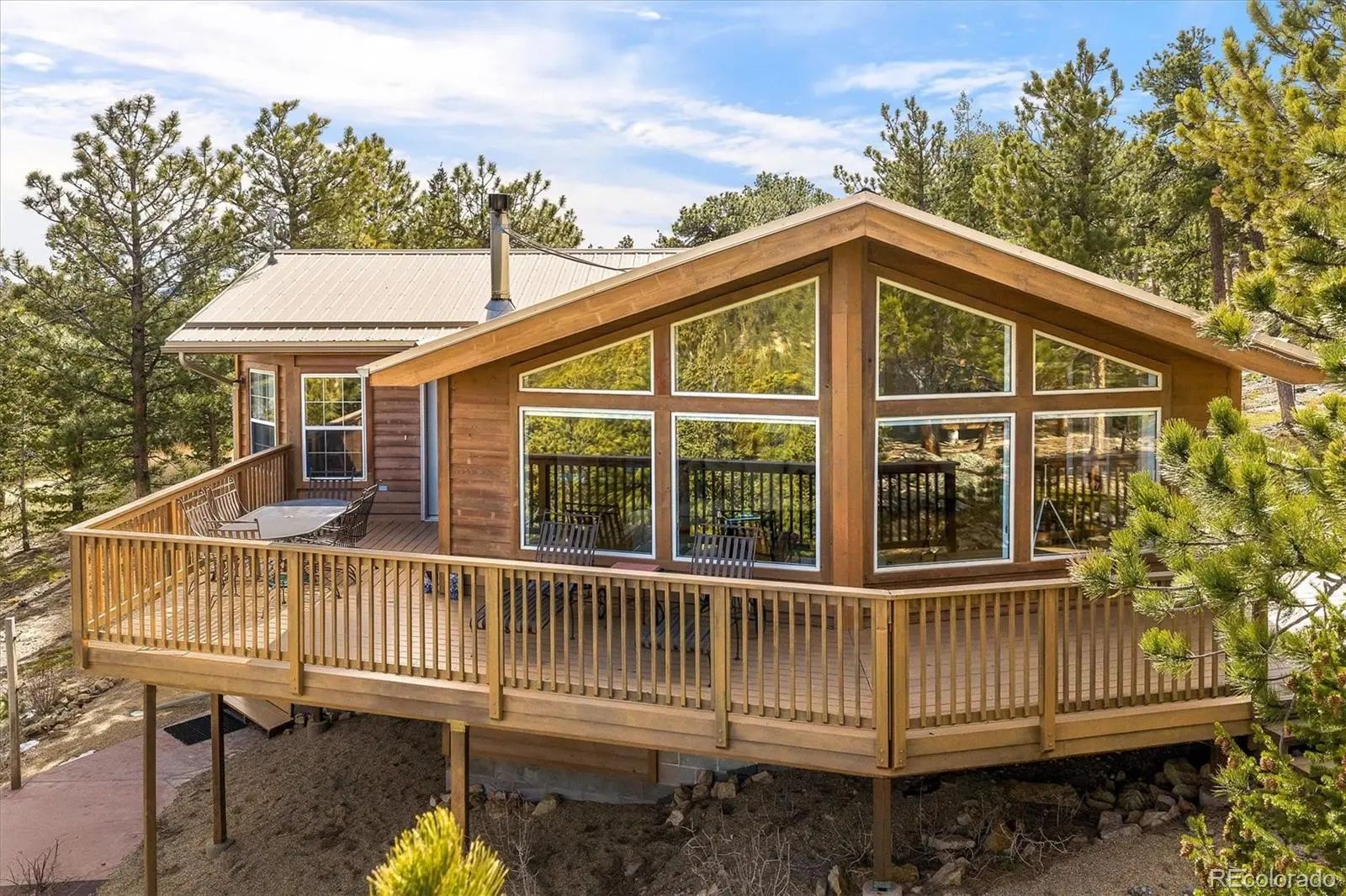 Residential Real Estate for Sale located in the neighborhood of Rock Ledge Park, in the city of Lyons, CO