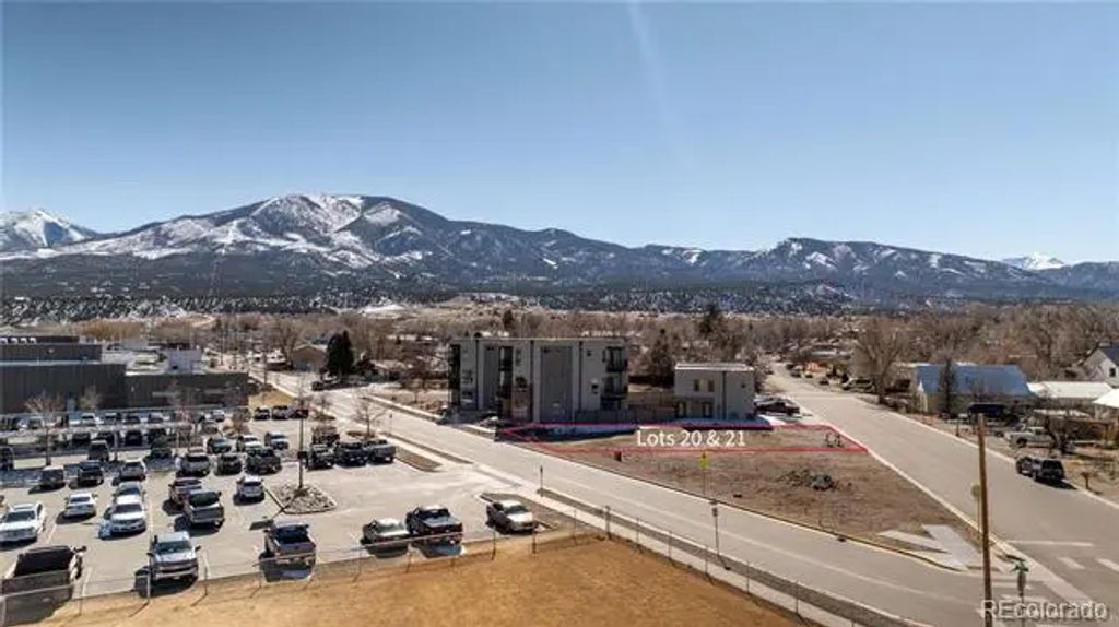 108 & 110 New Street, Salida