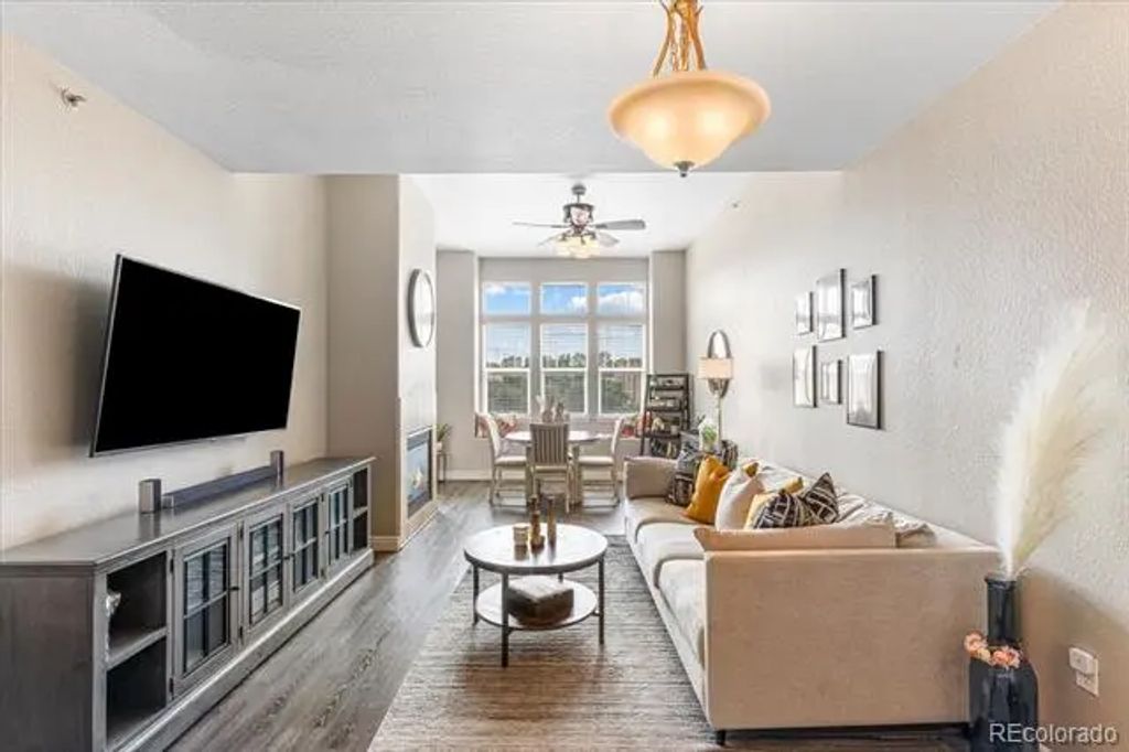 8489 Canyon Rim Circle 304, Englewood