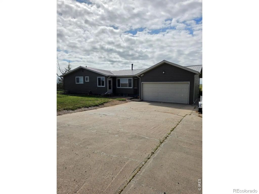13700 Sunny Knolls Lane, Sterling