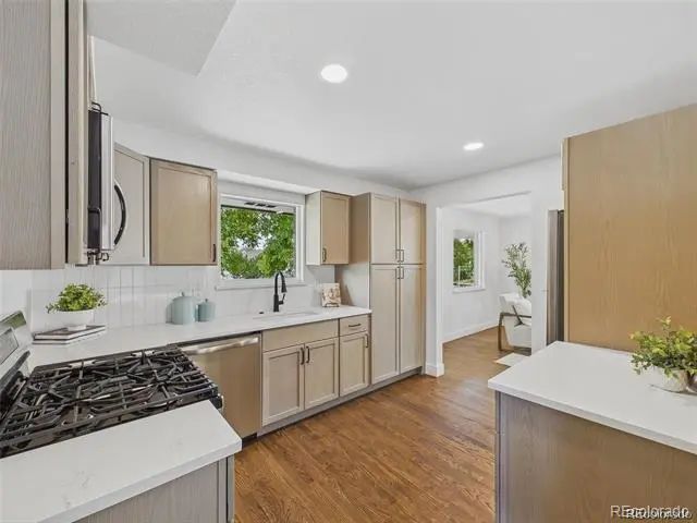 1370 Zenobia Street, Denver