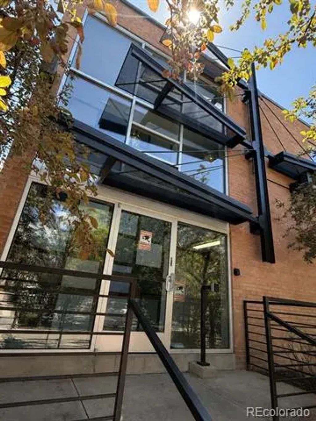 1032 N Clarkson Street 208, Denver