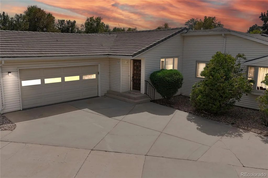 271 S 25th Avenue, Brighton