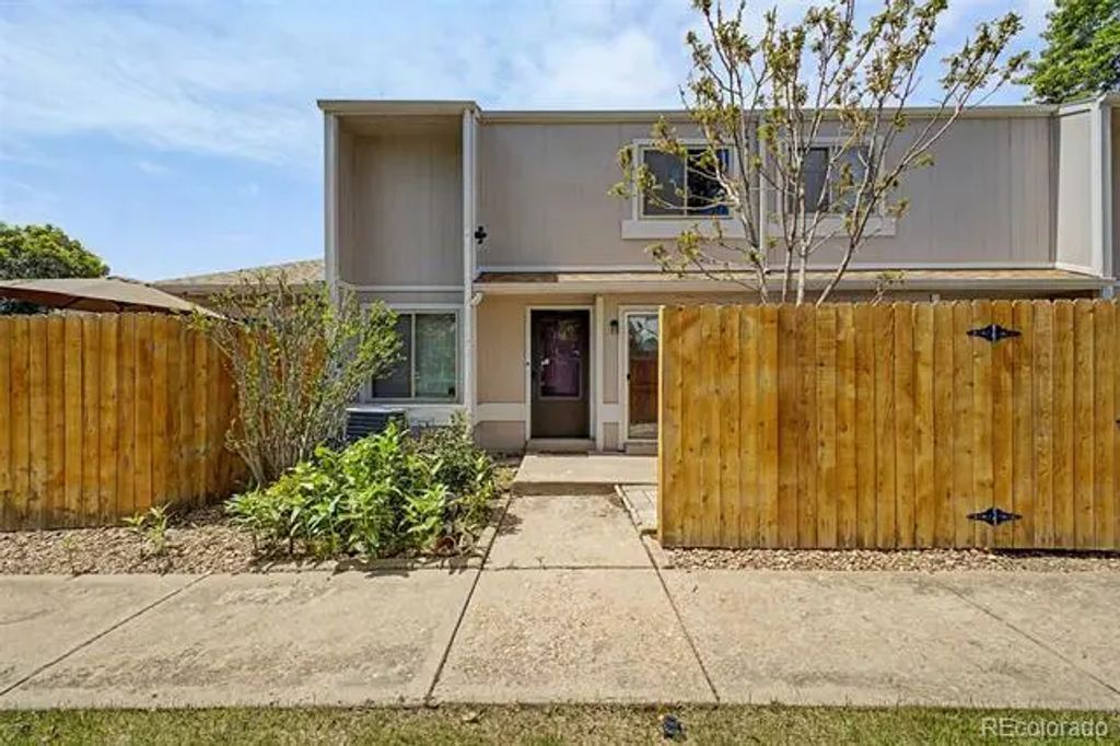 7957 Chase Circle 190, Arvada