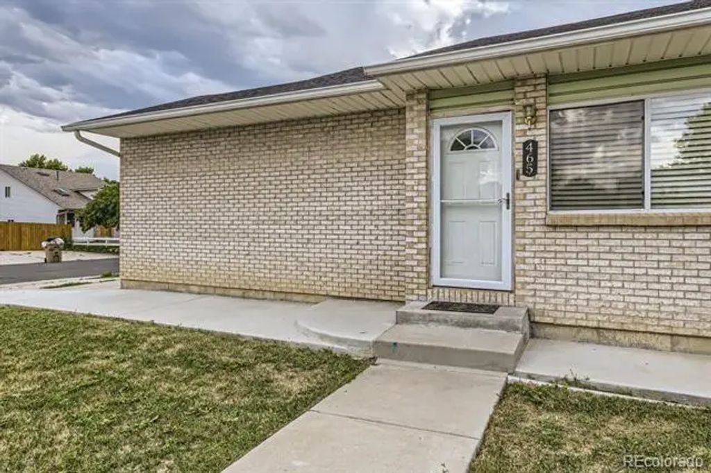 465 Miller Avenue, Brighton
