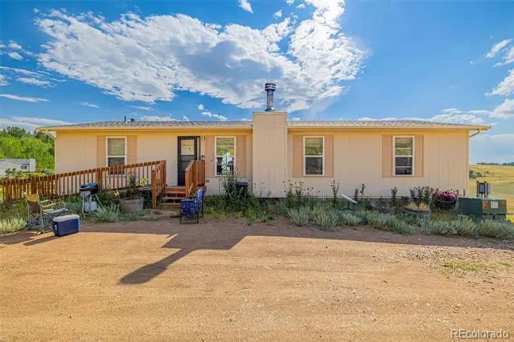 1528 County Road 1, Cripple Creek