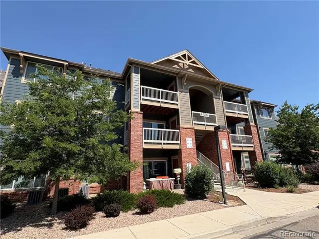 804 Summer Hawk Drive 6207, Longmont