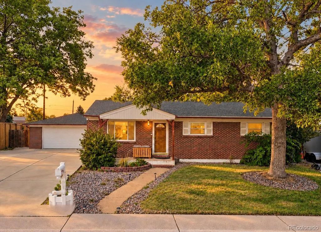 1929 E 117th Court, Northglenn